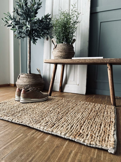 Gulvtæppe i kraftig Sumak jute – 60×90 cm - VIAMAJA.DK