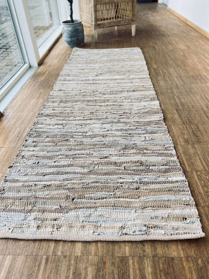 Gulvtæppe i læder - 70x200cm Beige - VIAMAJA.DK
