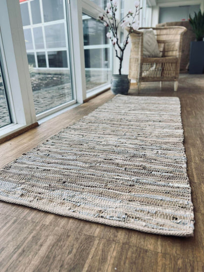 Gulvtæppe i læder - 70x200cm Beige - VIAMAJA.DK