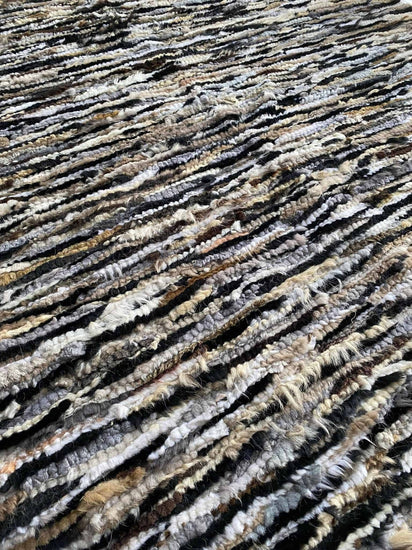 Gulvtæppe i lammeskind - 155x190cm - VIAMAJA.DK