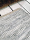Gulvtæppe i lys grå skind - 70x200cm - VIAMAJA.DK