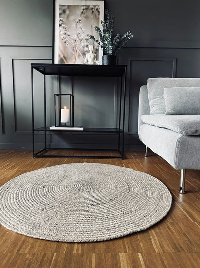 Gulvtæppe Rund Sand – Godkendt til inde og ude - VIAMAJA.DK