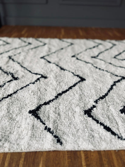 Gulvtæppe ZIGZAG 70x140 - VIAMAJA.DK