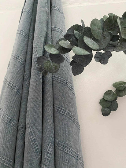 Hamam badehåndklæde – Støvet blå – 80×180 - VIAMAJA.DK