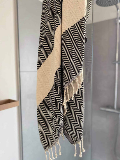 Hamam badehåndklæde Zigzag – 90×180 - VIAMAJA.DK
