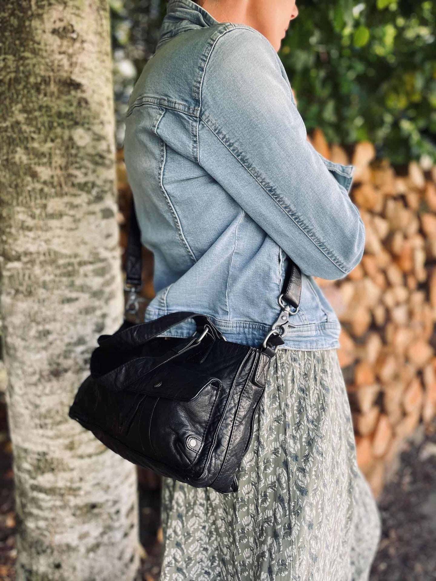 Håndtaske/ crossbody VICTORIA i blød skind - VIAMAJA.DK