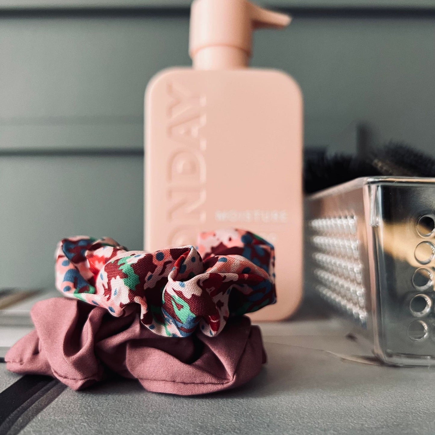 Hårelastikker scrunchie 2 stk - Rose mix - VIAMAJA.DK