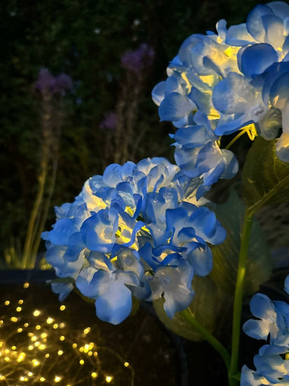 Hortensia med solceller – Blå - VIAMAJA.DK