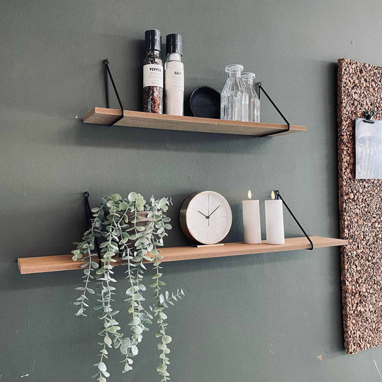 Hylde i træ og metal – 90cm - VIAMAJA.DK