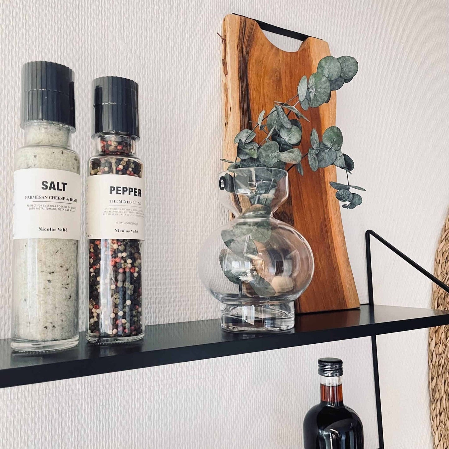 Hylde - Klassisk Sort - VIAMAJA.DK