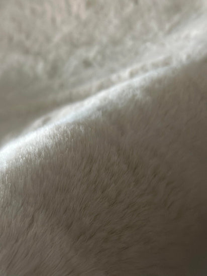 Imiteret Creme pels - 60x90cm - VIAMAJA.DK
