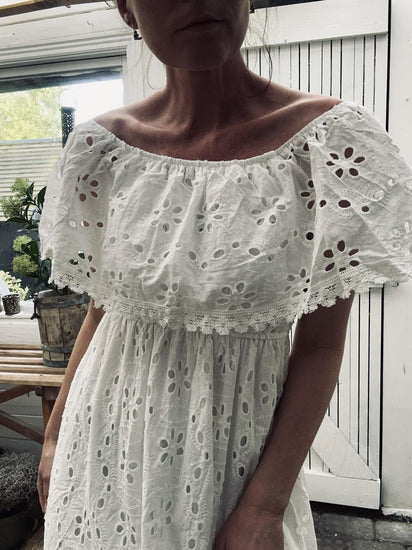 Kjole Melena White - VIAMAJA.DK