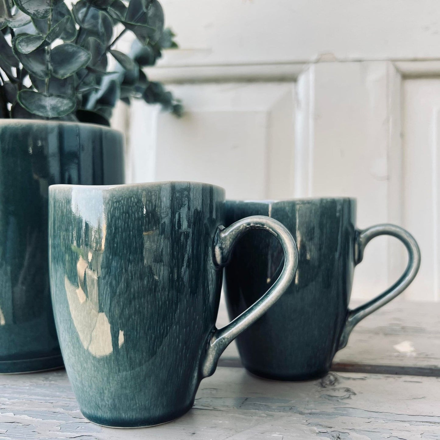 Krus med hank i stentøj - Havgrøn - VIAMAJA.DK