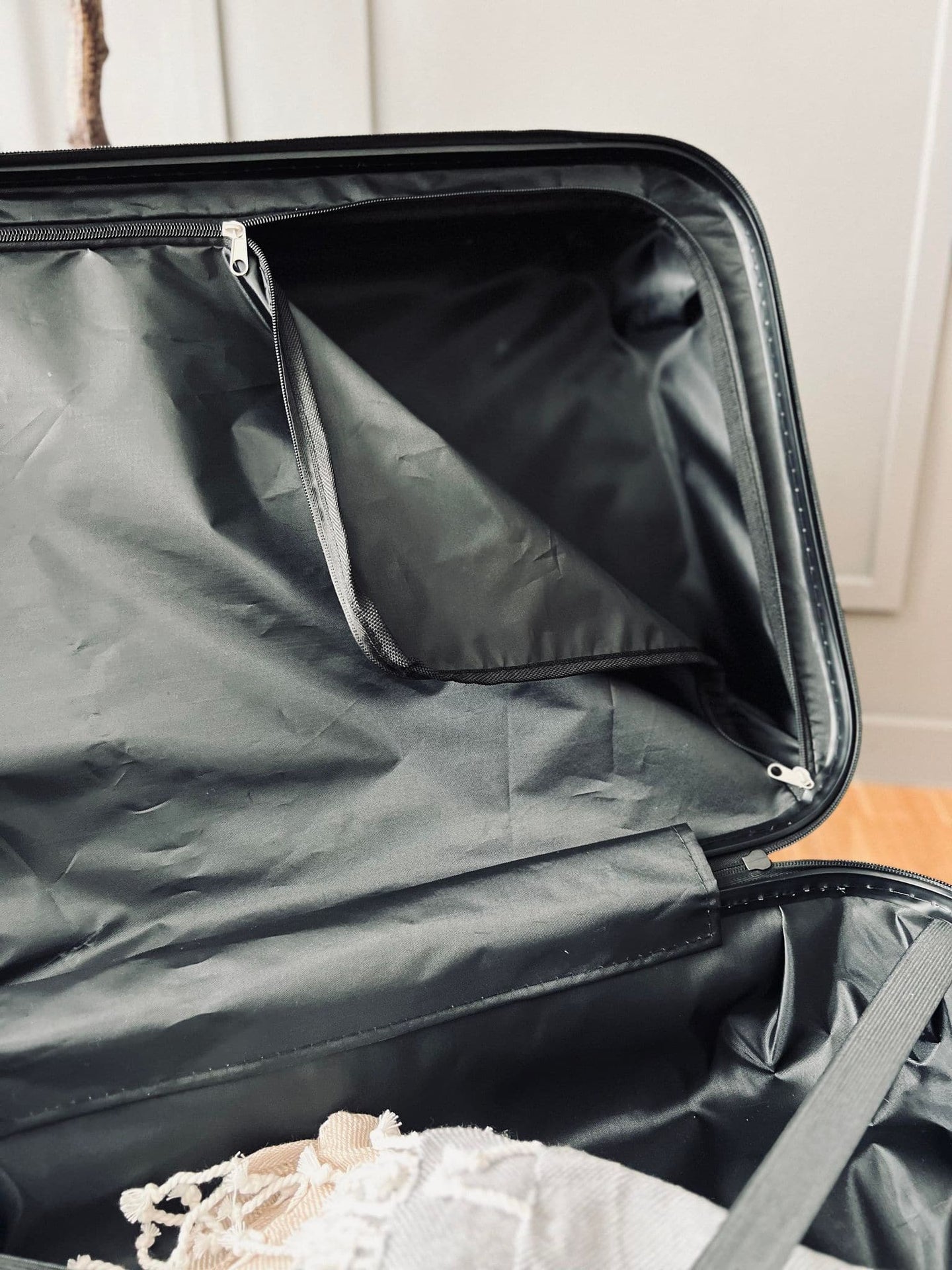 Kuffert medium – ULTRA LET 60 liter - VIAMAJA.DK