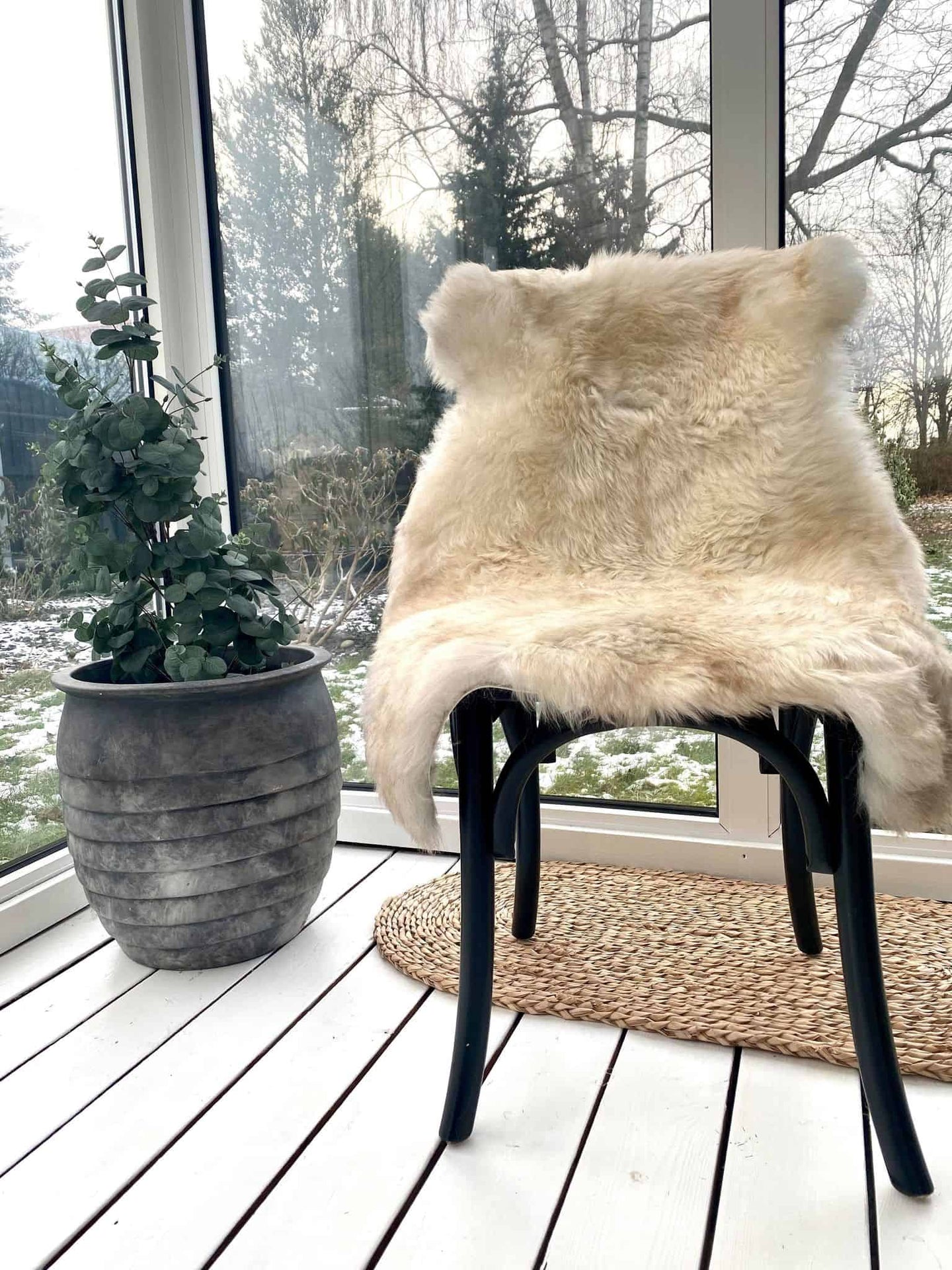 Lækkert Natur lammeskind - Naturhvid med nuancer - VIAMAJA.DK
