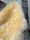 Lammeskind fra New Zealand – Dark Honey 60x90cm - VIAMAJA.DK