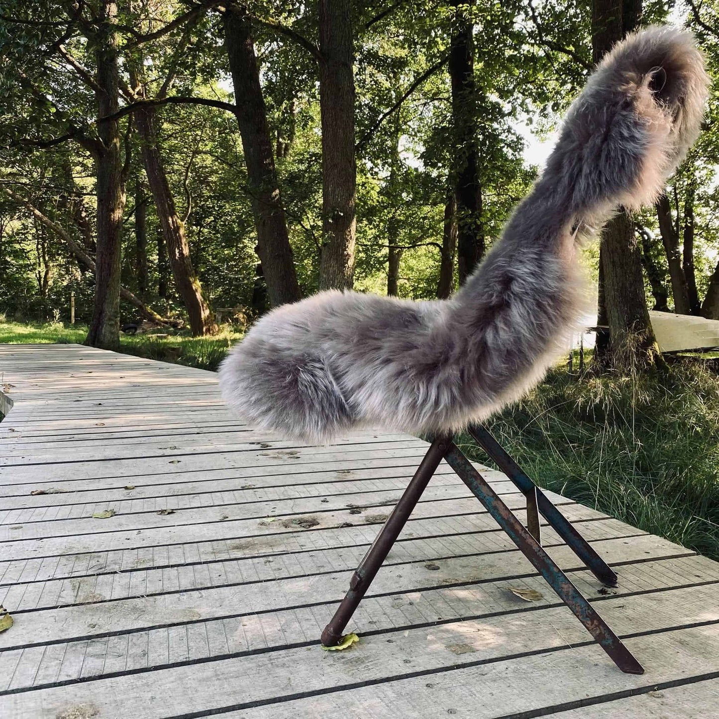Lammeskinn i mocca-farge - VIAMAJA.DK