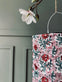 Lampe cylinder med solceller – Flower Rose - VIAMAJA.DK