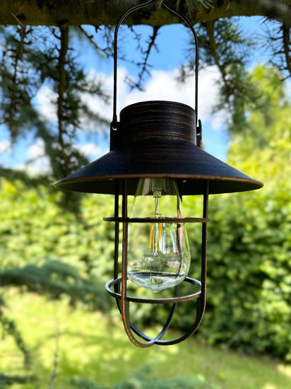 Lampe med solceller – Black factory - VIAMAJA.DK
