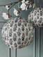 Lampe med solceller – Flower Beige dia 40cm - VIAMAJA.DK