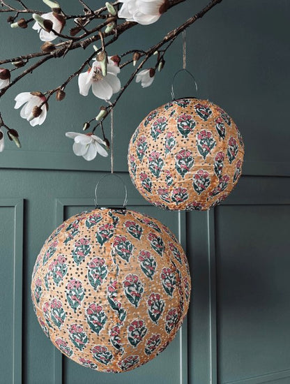 Lampe med solceller – Flower dia 30cm Orange - VIAMAJA.DK
