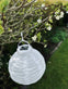 Lampe med solceller – White ball - VIAMAJA.DK