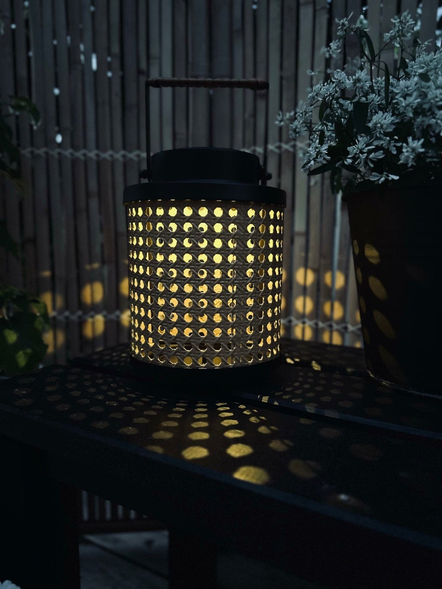 Lanterne LIMA med solceller - VIAMAJA.DK