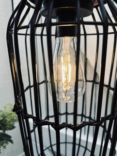 Lanterne med solceller – BIG BLACK - VIAMAJA.DK