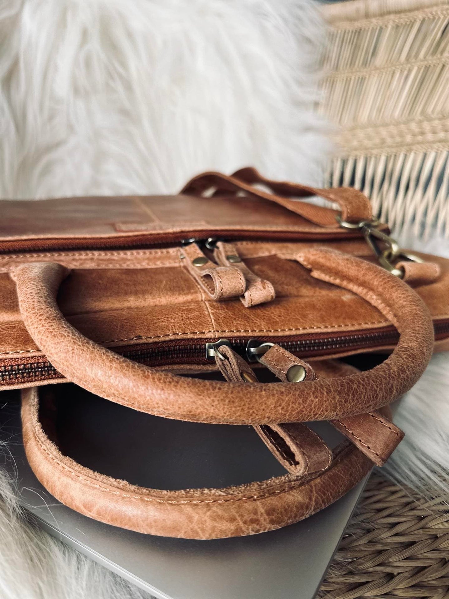 Laptop / arbejdstaske VINTAGE Cognac - VIAMAJA.DK