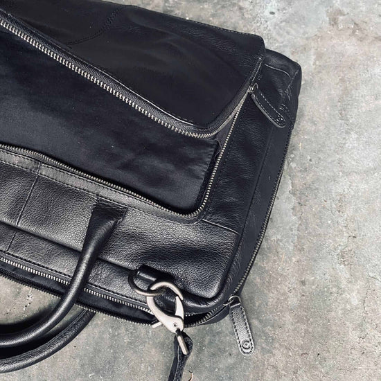 Laptop taske i sort skind med ekstra gode lommer - VIAMAJA.DK