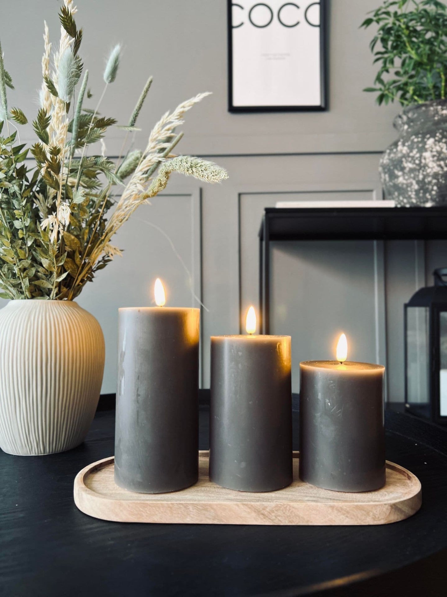LED Bloklys / Taupe grå 3 stk. Lys – Inkl. fjernbetjening - VIAMAJA.DK