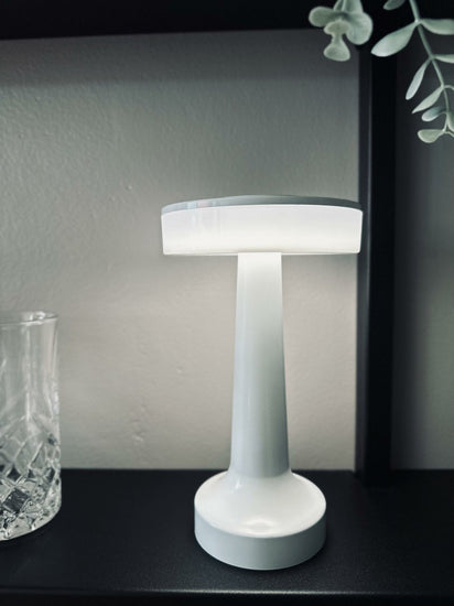 LED Bordlampe genopladelig - Hvid - VIAMAJA.DK