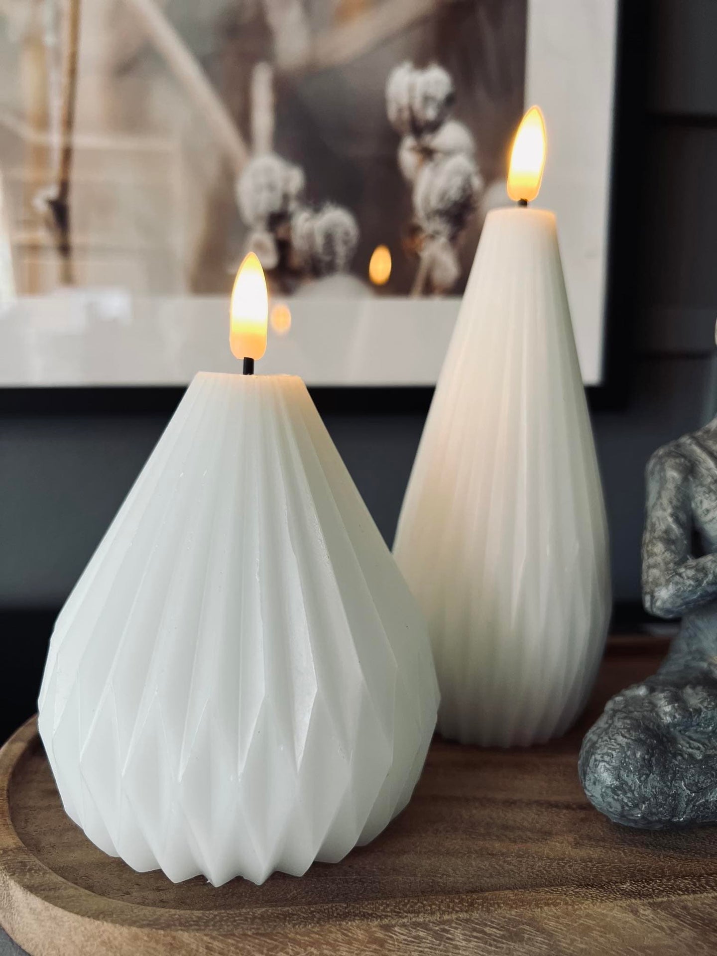 LED Design hvide keglelys - Sæt af 2 stk m. Timerfunktion - VIAMAJA.DK