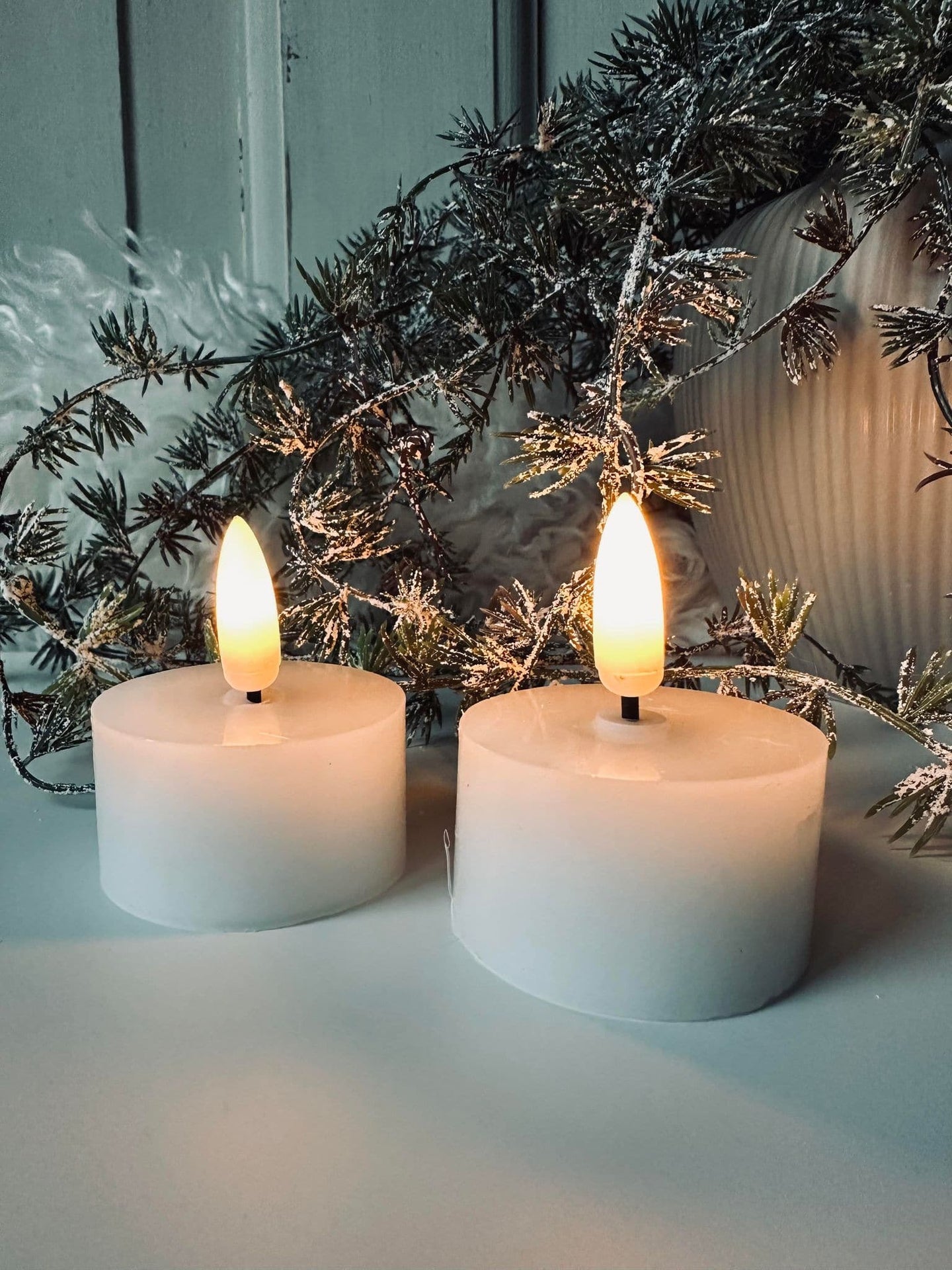 LED Fyrfadslys 2 stk - Hvid voks - VIAMAJA.DK