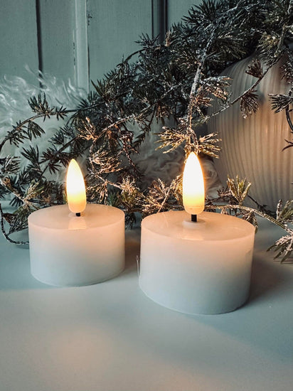 LED Fyrfadslys 2 stk - Hvid voks - VIAMAJA.DK