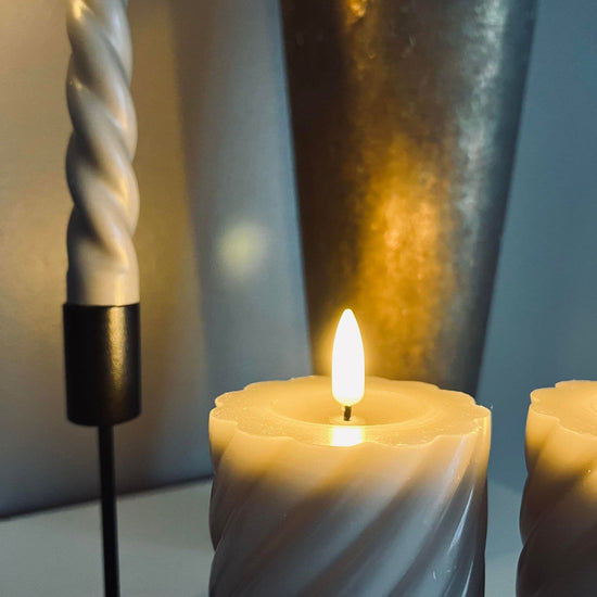 LED Lyspakke med 4 Lys og fjernbetjening - Varm grå - VIAMAJA.DK