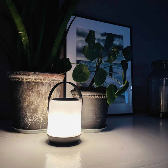 LED-berøringslykt med stropp - VIAMAJA.DK