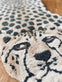 LEORPARD TÆPPE I ULD - 68X113CM - VIAMAJA.DK