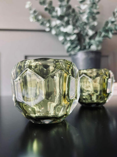 Lysestage med flot effekt - Grøn glas - VIAMAJA.DK