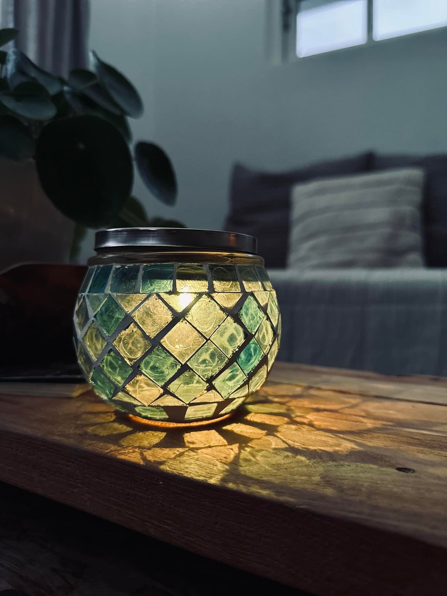 Lysestage MOSAIK med solceller - VIAMAJA.DK