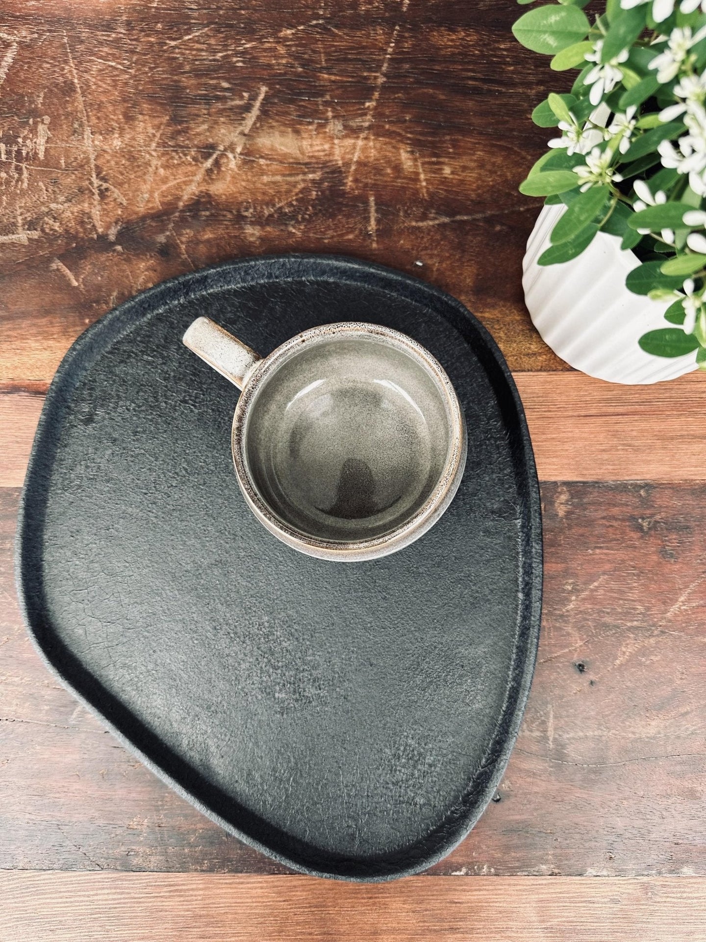 Lysfad / bakke Sort Organisk - Stor - VIAMAJA.DK