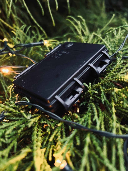 Lyskæde 160 LED med batteriboks – Godkendt Inde / Ude - VIAMAJA.DK