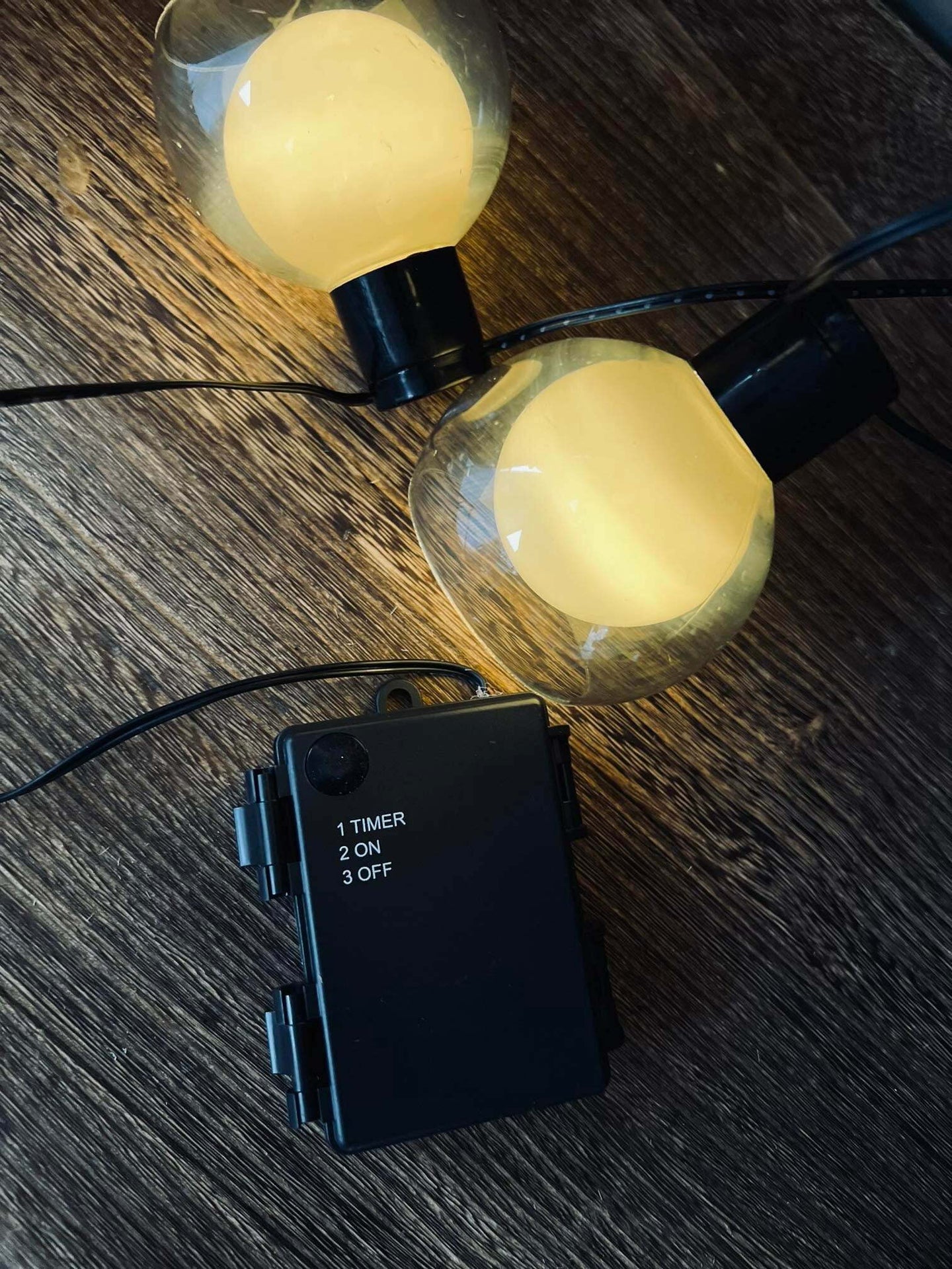 Lyskæde - Røgfarvet med batteriboks - Godkendt til inde og ude - VIAMAJA.DK