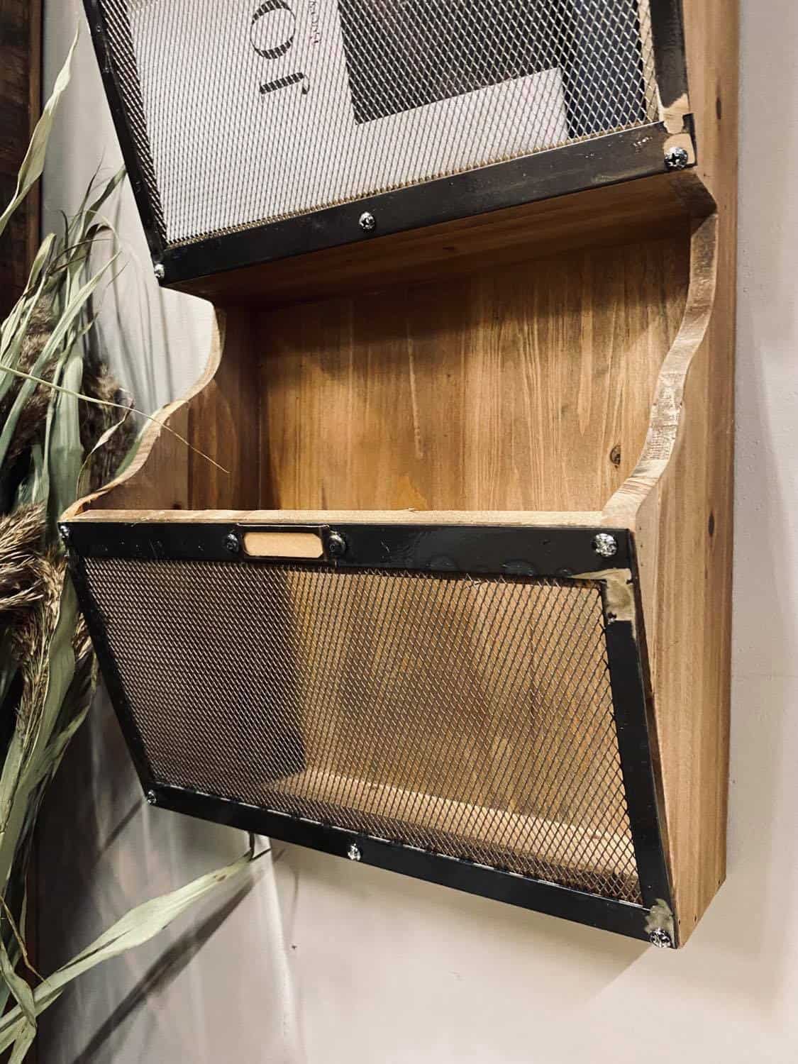 Magasinholder m/ 3 rum - VIAMAJA.DK