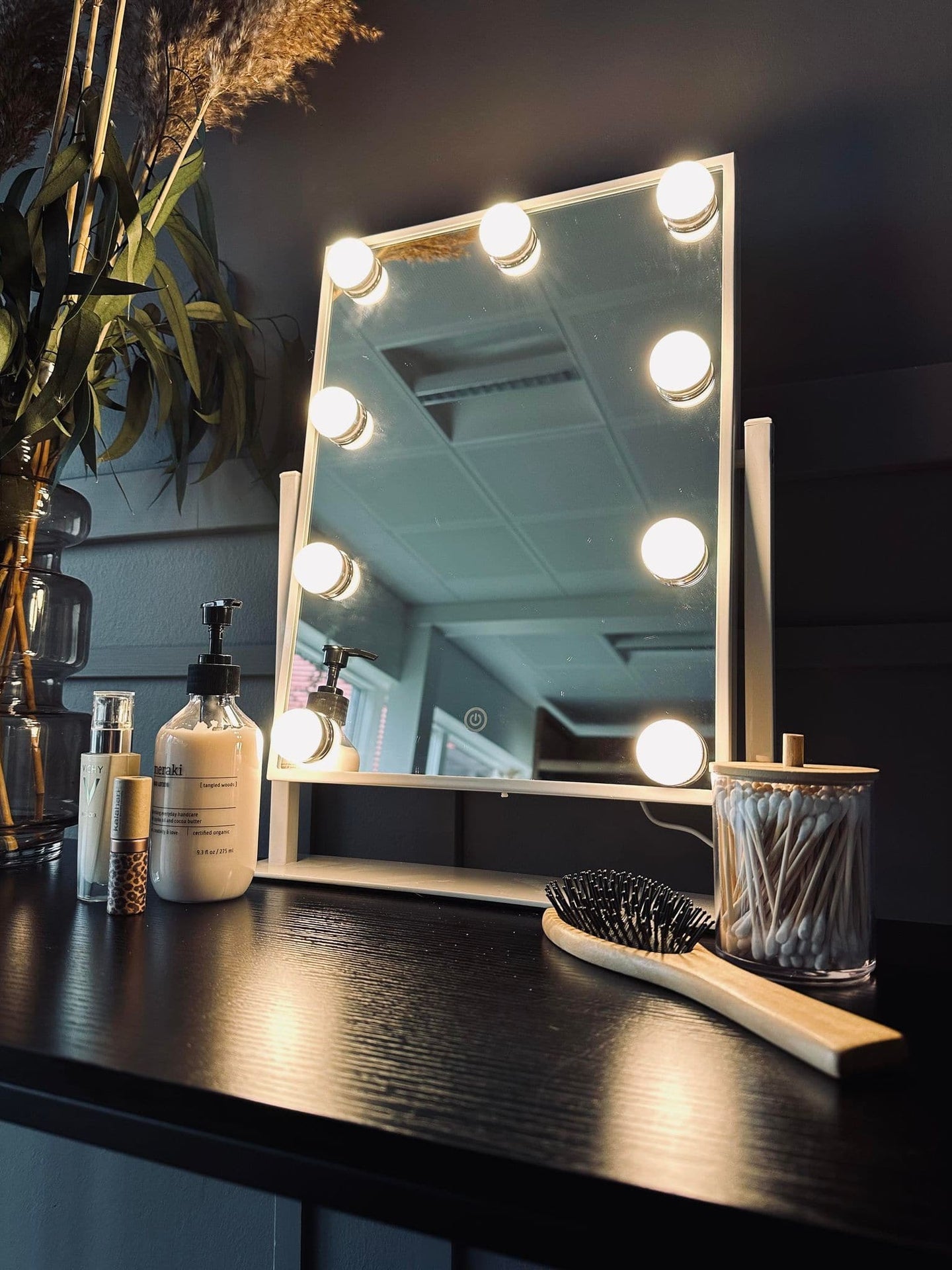 Makeup spejl med lys - VIAMAJA.DK