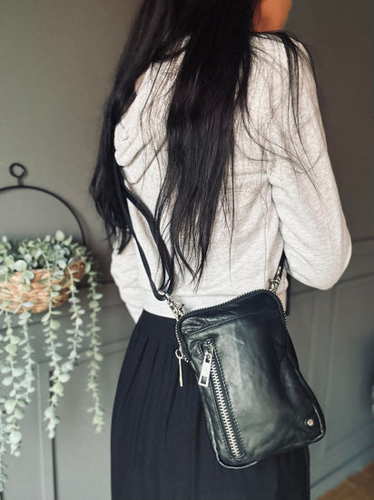Mobiltaske - ALINA - Black / Silver - VIAMAJA.DK