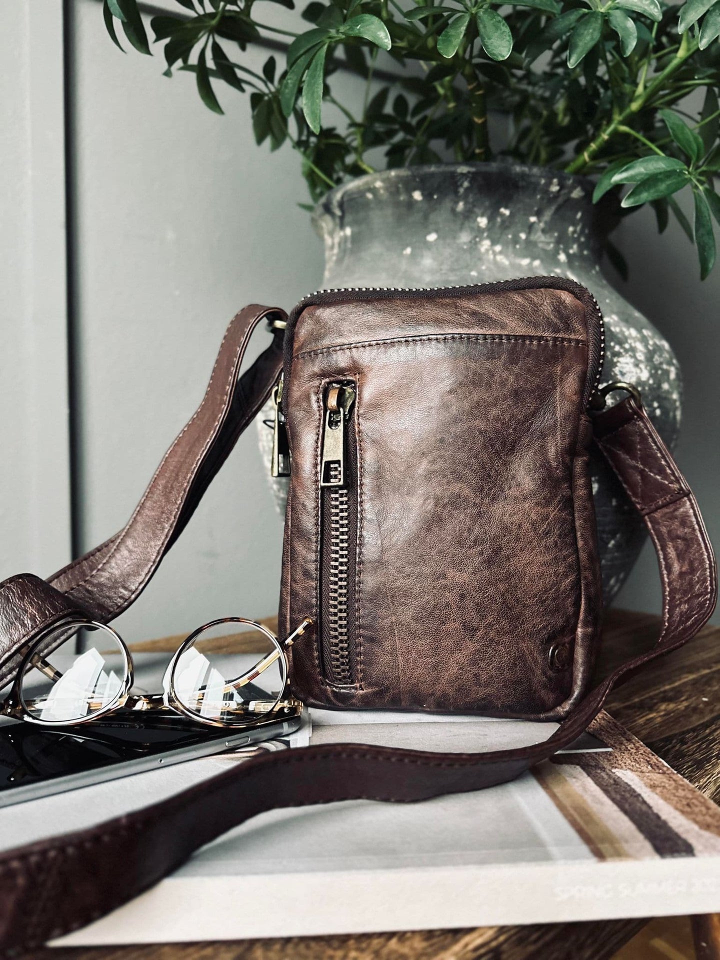 Mobiltaske ALINA - Winter brown - VIAMAJA.DK