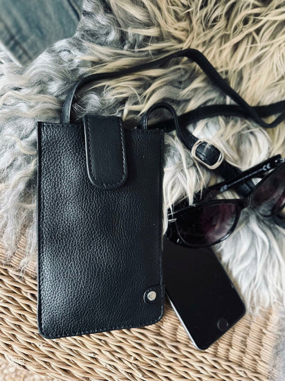 Mobiltaske Small Aura Black - VIAMAJA.DK