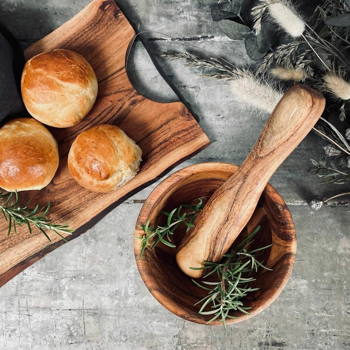 Morter i olieret akacia træ - VIAMAJA.DK