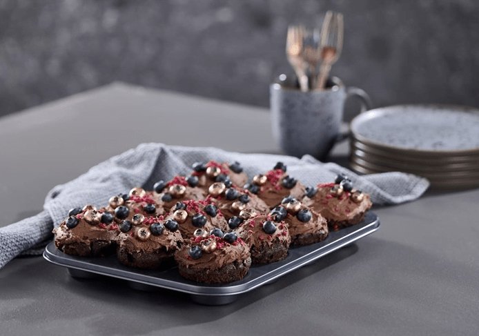 Muffinform til 12 stk - Nonstick belægning - VIAMAJA.DK